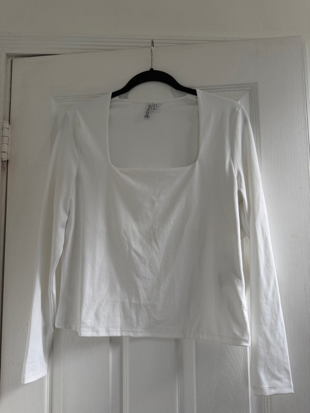 H&M White Square-Neck Long Sleeve Tee
